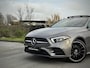 Mercedes-Benz A-klasse 250 e AMG A250e Panoramadak|Burmester®|Sfeerverlichting|Camera|DAB+|Night pakket|