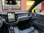 Volvo XC60 T6 AWD Ultra Black Edition MY26 Panorama 21'' Head-up HK