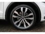 Volkswagen T-Roc 1.5 TSI 150pk R-Line DSG Automaat / Panoramadak / LM 19 inch / Digital cockpitt / Navigatie / Afn trekhaak