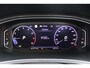 Volkswagen T-Roc 1.5 TSI 150pk R-Line DSG Automaat / Panoramadak / LM 19 inch / Digital cockpitt / Navigatie / Afn trekhaak