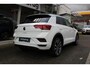 Volkswagen T-Roc 1.5 TSI 150pk R-Line DSG Automaat / Panoramadak / LM 19 inch / Digital cockpitt / Navigatie / Afn trekhaak