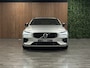 Volvo V60 T6 AWD Recharge R-Design Schuifdak | Harman Kardon | Adaptieve Cruise Control | Standkachel met Volvo On Call App | Stoelverwarming | Parkeercamera | Pilot Assisst | BLIS Dode Hoek Detectie | Bestuurdersstoel elektrisch geheugen | Contour stoelen leder | Zitting verlenging voorstoelen | 19 Inch | Keyless Drive | Parkeersensoren voor+achter | Privacy Glass | Elektrisch bedienbare achterklep | DAB Radio | Apple Carplay/Android Auto | Bright Silver Metallic |