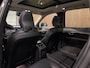 Volvo XC90 T8 AWD Recharge Ultra Bright Stoelventilatie | All Season Banden | Head-Up Display | 455pk | Harman Kardon | Stoelmassage | Alcantara hemelbekleding | Adaptieve Cruise Control | Stoelverwarming voor+achter | Stuurwielverwarming | Schuifdak | Full LED Meesturende koplampen | Pilot Assist | BLIS Dode Hoek Detectie | Lederen zonnekleppen en handgrepen | Parkeercamera | Elektrische voorstoelen geheugen | Nappa lederen bekleding | Zitting verlenging voorstoelen | Lederen dashboard | Google Infotainment | Keyless Drive | Parkeersensoren voor+achter | Elektrisch bedienbare achterklep | Geintegreerd kinderzitje achterin | Geintegreerde zongordijnen achterportieren | 7-Persoons | 4-Zone Climate Control | Verlichte instaplijsten | DAB Radio | Apple Carplay/Android Auto | Draadloos telefoon opladen | Volvo On Call met mobiele App functie | Platinum Grey Metallic |