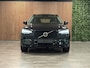 Volvo XC60 T6 AWD Recharge Ultimate Dark Head-Up Display | Harman Kardon | Adaptieve Cruise Control | Stoelverwarming voor+Achter | Stuurwielverwarming | Full LED Meesturende koplampen | Pilot Assist | BLIS Dode Hoek Detectie | Schuifdak | 20 Inch | Parkeercamera | Elektrische voorstoelen geheugen | Lederen bekleding | Zitting verlenging voorstoelen | Lederen dashboard | Google Infotainment | Keyless Drive | Parkeersensoren voor+achter | Elektrisch bedienbare achterklep | DAB Radio | Apple Carplay/Android Auto | Draadloos telefoon opladen | Volvo On Call met mobiele App functie | Onyx Black Metallic |