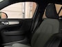 Volvo XC40 T5 Recharge Inscription Parkeercamera | 19 Inch | Cruise Control | Zitting verlenging voorstoelen | Keyless Drive | Parkeersensoren voor+achter | Privacy Glass | Elektrisch bedienbare achterklep | Breedstralers in voorbumper | Climate Control L+R | DAB Radio | Apple Carplay/Android Auto | Volvo On Call met mobiele App functie |