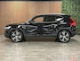 Volvo XC40 T5 Recharge Inscription Parkeercamera | 19 Inch | Cruise Control | Zitting verlenging voorstoelen | Keyless Drive | Parkeersensoren voor+achter | Privacy Glass | Elektrisch bedienbare achterklep | Breedstralers in voorbumper | Climate Control L+R | DAB Radio | Apple Carplay/Android Auto | Volvo On Call met mobiele App functie |