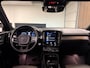 Volvo XC40 T5 Recharge Inscription Parkeercamera | 19 Inch | Cruise Control | Zitting verlenging voorstoelen | Keyless Drive | Parkeersensoren voor+achter | Privacy Glass | Elektrisch bedienbare achterklep | Breedstralers in voorbumper | Climate Control L+R | DAB Radio | Apple Carplay/Android Auto | Volvo On Call met mobiele App functie |