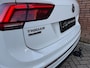 Volkswagen Tiguan Allspace 1.4 TSI Highline Business R Pano-ACC-KEYLESS-TREKHAAK
