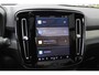 Volvo XC40 Recharge P8 AWD R-Design / SoH 92.1% / Trekhaak / Panoramadak / Camera / Keyless / Harman Kardon / 19'' / Half leder / Stuur+Stoelverwarming / DAB / Dodehoek / ACC