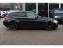 BMW 1-Serie 118i Corporate Lease Exe. M Sport / Alcantara / Navigatie / Parkeerhulp achter / 17'' / Sportstoelen / Cruise Control