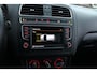 Volkswagen Polo 1.2 TSI Highline BlueMotion 5-Deurs Parkeersensoren Stoelverwarming Airco Navigatie Cruise Controle Start Stop