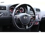 Volkswagen Polo 1.2 TSI Highline BlueMotion 5-Deurs Parkeersensoren Stoelverwarming Airco Navigatie Cruise Controle Start Stop