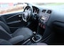Volkswagen Polo 1.2 TSI Highline BlueMotion 5-Deurs Parkeersensoren Stoelverwarming Airco Navigatie Cruise Controle Start Stop