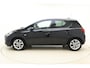 Opel Corsa 1.4 16v 90pk 5drs Black Edition | Navigatie | Trekhaak | Airco | Cruise control | Lichtmetalen velgen | Parkeersensoren | Sportstoelen