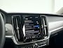 Volvo V90 T8 Plug-in hybrid AWD Ultra Dark | Panoramadak | 360° camera | Harman Kardon | Stoel- en Stuurverwarming | Trekhaak