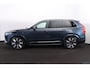 Volvo XC90 T8 Recharge AWD Ultra Bright - Luchtvering - Panorama/schuifdak - IntelliSafe Assist & Surround - 360º Camera - Bowers & Wilkins audio - Adaptieve LED koplampen - Verwarmde voorstoelen, stuur & achterbank - Parkeersensoren voor & achter - Elektr. bedienb. voorstoelen met geheugen - Head up display - Draadloze tel. lader - Extra getint glas - Elektr. inklapbare trekhaak - 21' LMV