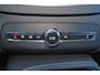Volvo XC90 T8 Recharge AWD Ultra Bright - Luchtvering - Panorama/schuifdak - IntelliSafe Assist & Surround - 360º Camera - Bowers & Wilkins audio - Adaptieve LED koplampen - Verwarmde voorstoelen, stuur & achterbank - Parkeersensoren voor & achter - Elektr. bedienb. voorstoelen met geheugen - Head up display - Draadloze tel. lader - Extra getint glas - Elektr. inklapbare trekhaak - 21' LMV