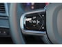 Volvo XC90 T8 Recharge AWD Ultra Bright - Luchtvering - Panorama/schuifdak - IntelliSafe Assist & Surround - 360º Camera - Bowers & Wilkins audio - Adaptieve LED koplampen - Verwarmde voorstoelen, stuur & achterbank - Parkeersensoren voor & achter - Elektr. bedienb. voorstoelen met geheugen - Head up display - Draadloze tel. lader - Extra getint glas - Elektr. inklapbare trekhaak - 21' LMV