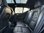 Volvo XC40 1.5 T5 RDesign | Schuifdak | Leder | 360 camera | Stoel en stuur