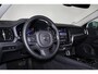 Volvo V60 T6 Recharge AWD Core - Parkeercamera achter - Verwarmde voorstoelen, stuur & achterbank - Parkeersensoren voor & achter - Cruise control - High Performance audio - Extra getint glas - 18' LMV