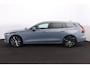 Volvo V60 T6 Recharge AWD Core - Parkeercamera achter - Verwarmde voorstoelen, stuur & achterbank - Parkeersensoren voor & achter - Cruise control - High Performance audio - Extra getint glas - 18' LMV