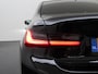 BMW 3-Serie 330e Sport Line | Schuifdak | Harman/Kardon | M Sport onderstel | Zondag Open!