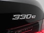 BMW 3-Serie 330e Sport Line | Schuifdak | Harman/Kardon | M Sport onderstel | Zondag Open!