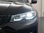 BMW 3-Serie 330e Sport Line | Schuifdak | Harman/Kardon | M Sport onderstel | Zondag Open!