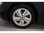 Volkswagen Golf 1.0 TSI Life Aut. [ LED Virtual Navi Trekhaak ]