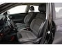 Kia e-Niro 64 kWh DynamicLine 3-Fase [ Navi Half-leder Stoelverwarming Apple/Android ]