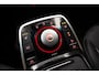 Kia e-Niro 64 kWh DynamicLine 3-Fase [ Navi Half-leder Stoelverwarming Apple/Android ]