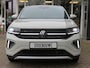 Volkswagen T-Cross 1.5 TSI 150pk R-LINE DSG-aut. / IQ Light / Trekhaak / Camera / FABRIEKS garantie