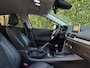 Mazda 3 2.0 GT-M, BOSE, NAVI, CRUISE, HUD, PDC, LED, CLIMATE CONTROL, STOELVERWARMING, KEYLESS, ELEKTRISCHE STOELEN, PARELMOUR, LICHTMETAAL 18"