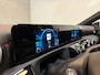 Mercedes-Benz A-klasse 250e| AMG Limited | PANO | Virtual | Alcantara | Apple CarPlay | Cruise | Stoelverwarming | 18 inch