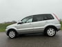 Ford Fusion 1.6-16V Futura automaat , lage km stand !