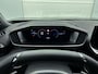 Peugeot 2008 SUV GT Hybrid 145pk Automaat | DEMO | Navigatie | Camera v+a | Adaptieve Cruise Control | Climate Control | Dodehoeksensor | Parkeersensoren v+a | Full Led koplampen | Draadloze Apple Carplay / Android Auto + Telefoonlader | Donker getint glas | 17" Lichtmetalen velgen |