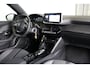 Peugeot 2008 1.2 PureTech Allure 130PK EAT8 | Navi | Clima | Adaptive Cruise | Camera V+A | Parkeersensoren V+A | Dodehoeksensoren | Full LED | 17" Lichtmetaal | Metallic |