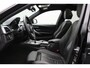 BMW 3-Serie Touring 318i M Sport Edition Leer, Panoramadak, Camera, Navigatie, Bluetooth, Verwarmde Stoelen, 18''