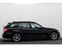 BMW 3-Serie Touring 318i M Sport Edition Leer, Panoramadak, Camera, Navigatie, Bluetooth, Verwarmde Stoelen, 18''