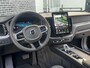 Volvo XC60 T6 Plug-in hybrid AWD Plus Black Edition | Luchtvering | Stoel-/Stuurverwarming | Schuif-/kanteldak | Head up Display | 360 camera | Getint glas | Adaptive cruise Control | Dodehoekdetectie | Keyless entry |