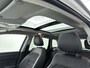 Suzuki Vitara 1.4 Boosterjet Style Smart Hybrid Panoramadak! | Metaallak | Stoelverwarming | Parkeersensoren | LM-Velgen | Donker Getinte Achterruiten |