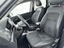 Suzuki Vitara 1.4 Boosterjet Style Smart Hybrid Panoramadak! | Metaallak | Stoelverwarming | Parkeersensoren | LM-Velgen | Donker Getinte Achterruiten |
