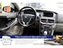 Volvo V40 T3 150 pk Momentum, Navi, Bluetooth, 17 inch