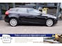 Volvo V40 T3 150 pk Momentum, Navi, Bluetooth, 17 inch