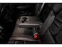 Volvo XC40 1.5 T4 155kW/211pk DCT7 Plug-in hybrid Ultimate Bright PANORAMADAK + HARMAN/KARDON + ADAPT.CRUISE + MATRIX LED + LANE ASSIST + NAPPALEDER + STOEL-&STUURVERWARMING + CAMERA + BLIS + EL.STOELEN + PARKSENSOREN V&A + 19" LM-VELGEN!!