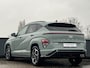 Hyundai Kona 1.6 GDI HEV N-Line Edition | N-Line exterieur & Pack N-Line interieur | 18'' Lichtmetalen velgen 2-tone | Direct leverbaar | Donker getint glas |