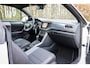 Volkswagen T-Roc Cabrio 1.5 TSI R-Line | CarPlay | DAB | 9481km! | H.leder | Clima | Navi | PDC met camera | Nieuwstaat |