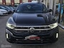 Volkswagen T-Roc 1.5 TSI R-Line Panorama/Keyless/IQ light/Black style