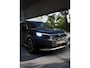 Volkswagen T-Roc Life First Edition | 'App-Connect' draadloze smartphone integratie | Automatische afstandsregeling (Adaptive Cruise Control) | Buitenspiegels elektrisch instel-, verwarm- en inklapbaar