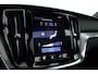 Volvo V60 2.0 T8 390 PK AWD R-Design | Pano-dak | Sportstoelen | HUD | Trekhaak | ACC | Blis | H&K Audio |